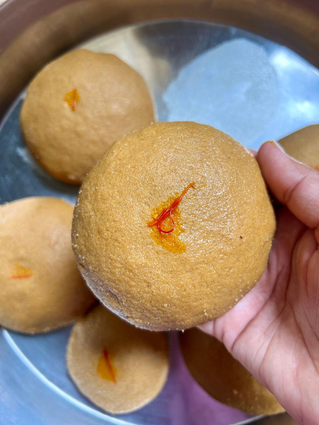 Desidhara Besan Laddoo